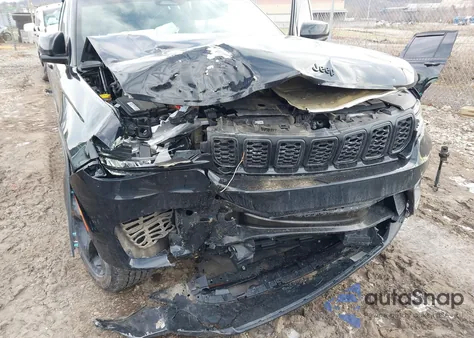 2024 Jeep Grand Cherokee Altitude X 4X4 z USA, uszkodzony, nr VIN 1C4RJHAG4RC224270